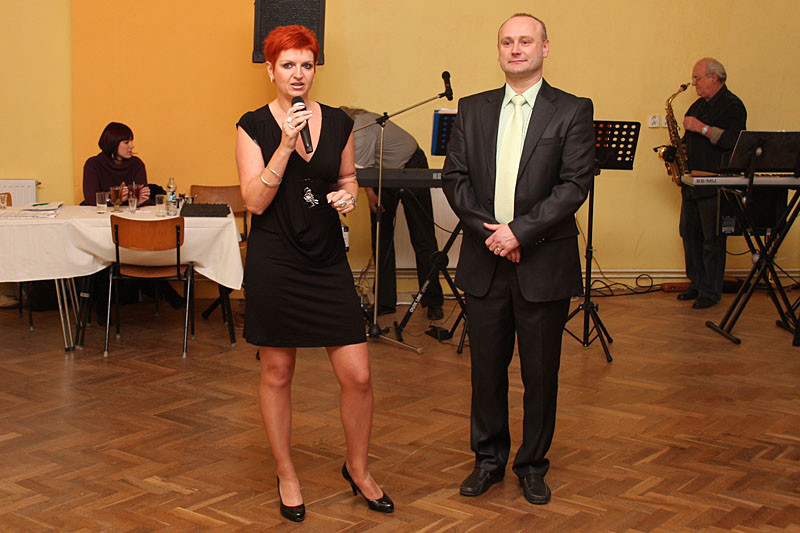 2011-tanecnikolona