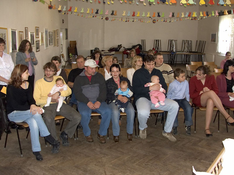 2008-vitaniobcanku-duben